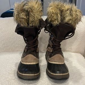 Sorel Joan of Arctic waterproof boots